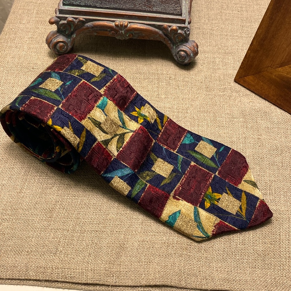 Aquascutum of London 100%silk vintage tie